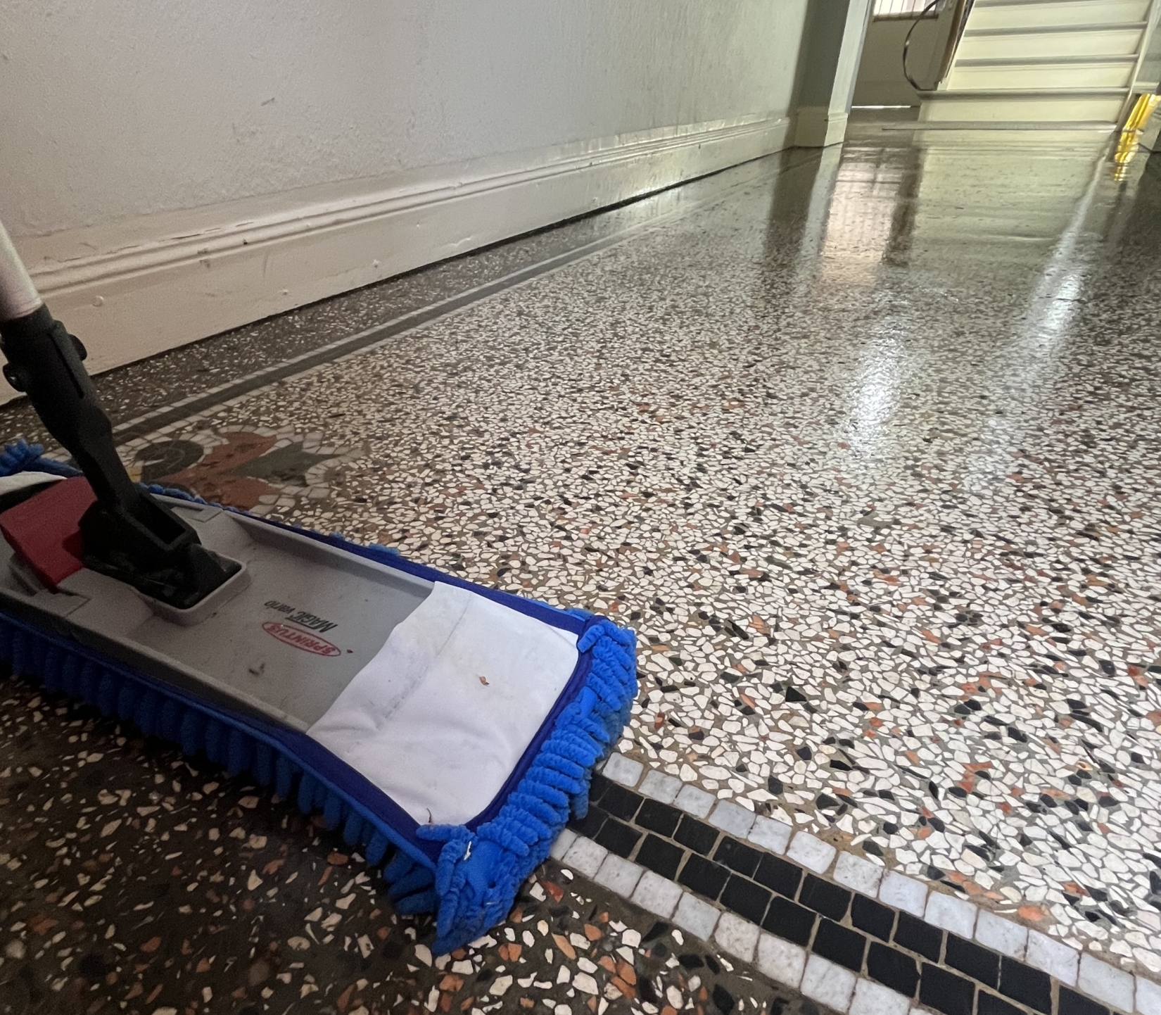 Startseite 4 Dachrinnenreinigung